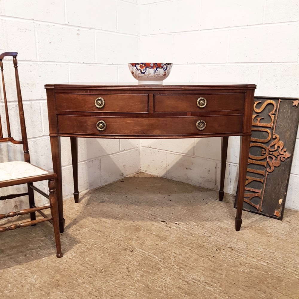 ANTIQUE REGENCY MAHOGANY SIDE TABLE C1820