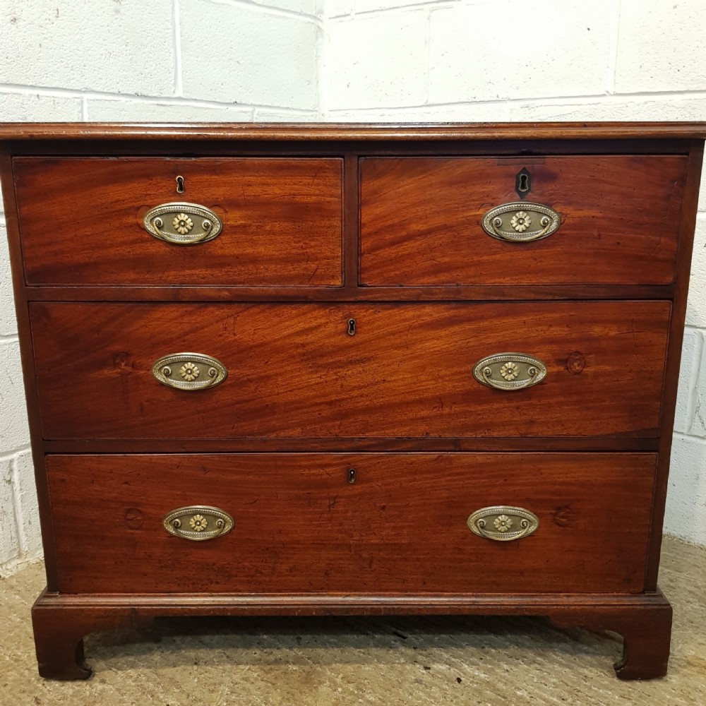 ANTIQUE 18TH CENTURY MAHOGANY CHEST OF DRAWERS C1780 View III