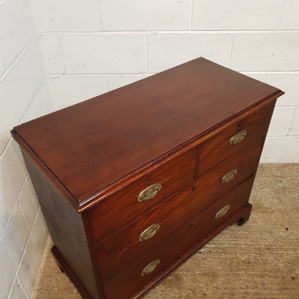 ANTIQUE 18TH CENTURY MAHOGANY CHEST OF DRAWERS C1780 View V
