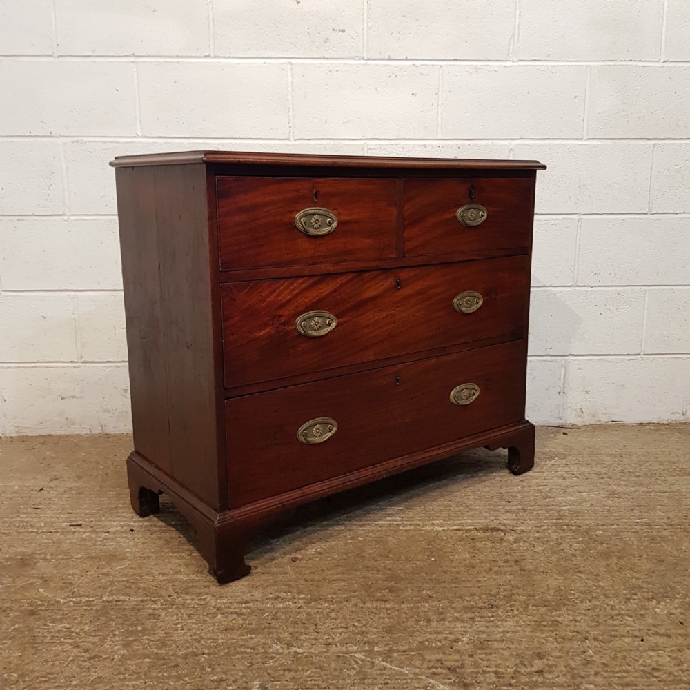 ANTIQUE 18TH CENTURY MAHOGANY CHEST OF DRAWERS C1780 View VI