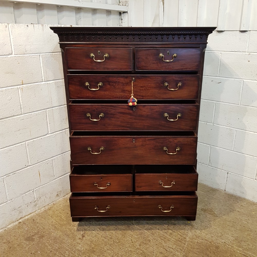 ANTIQUE 18TH CENTURY MAHOGANY CHEST ON CHEST C1780 View VI