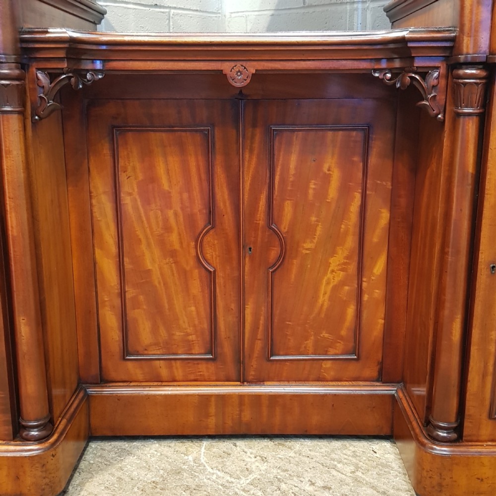 ANTIQUE VICTORIAN LARGE MAHOGANY DRESSING TABLE C1880 View V