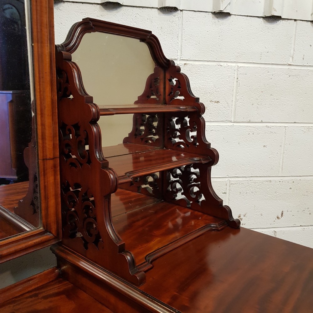 ANTIQUE VICTORIAN LARGE MAHOGANY DRESSING TABLE C1880 View VI