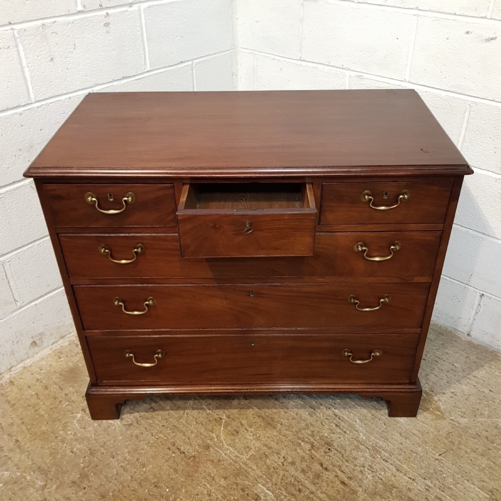 ANTIQUE REGENCY MAHOGANY CHEST OF DRAWERS C1820 View V