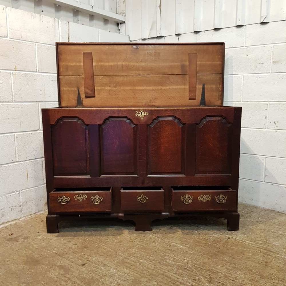ANTIQUE LARGE MID 18TH CENTURY COUNTRY JOINED OAK MULE CHEST C1760 View VI