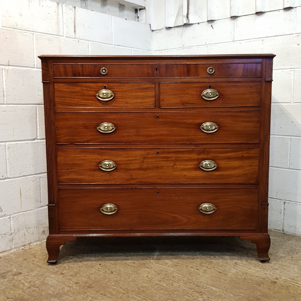 ANTIQUE GEORGIAN REGENCY MAHOGANY CHEST OF DRAWERS C1820 View II