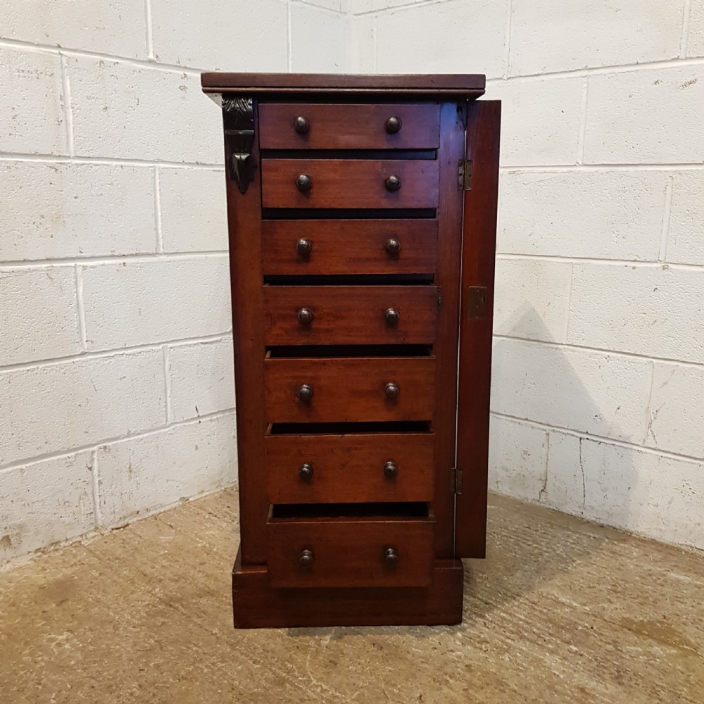 ANTIQUE VICTORIAN MAHOGANY WELLINGTON CHEST OF DRAWERS C1880 View V