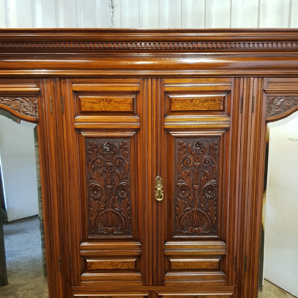 ANTIQUE VICTORIAN MAHOGANY TRIPLE WARDROBE C1880 View VI