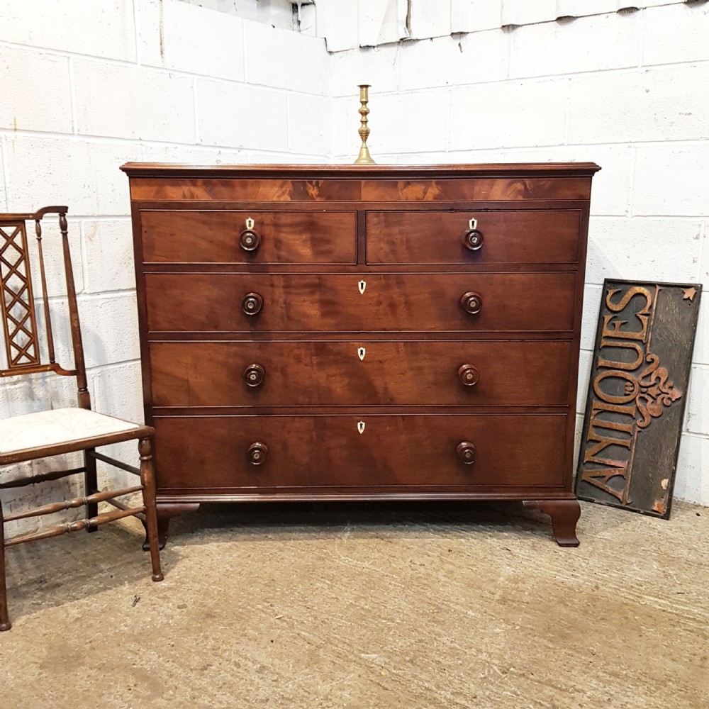 ANTIQUE REGENCY MAHOGANY CHEST OF DRAWERS C1820