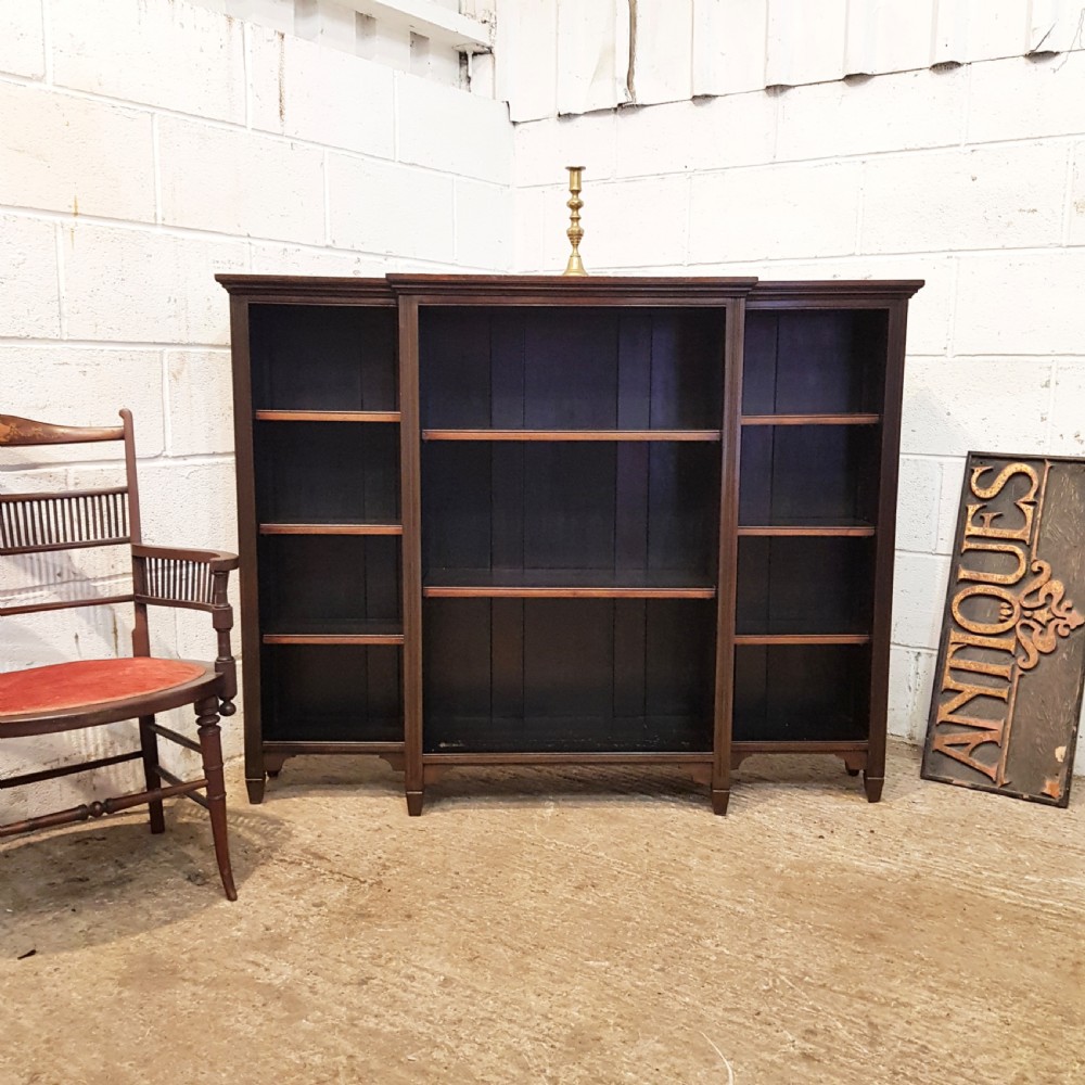 ANTIQUE ARTS & CRAFTS MAHOGANY BREAKFRONT OPEN BOOKCASE C1900