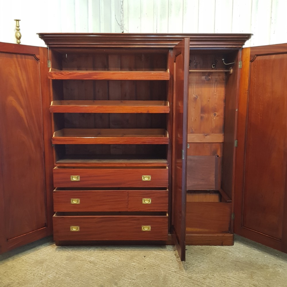 ANTIQUE VICTORIAN MAHOGANY TRIPLE WARDROBE COMPACTUM C1880 View II