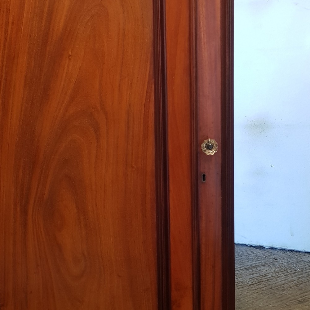 ANTIQUE VICTORIAN MAHOGANY TRIPLE WARDROBE COMPACTUM C1880 View III