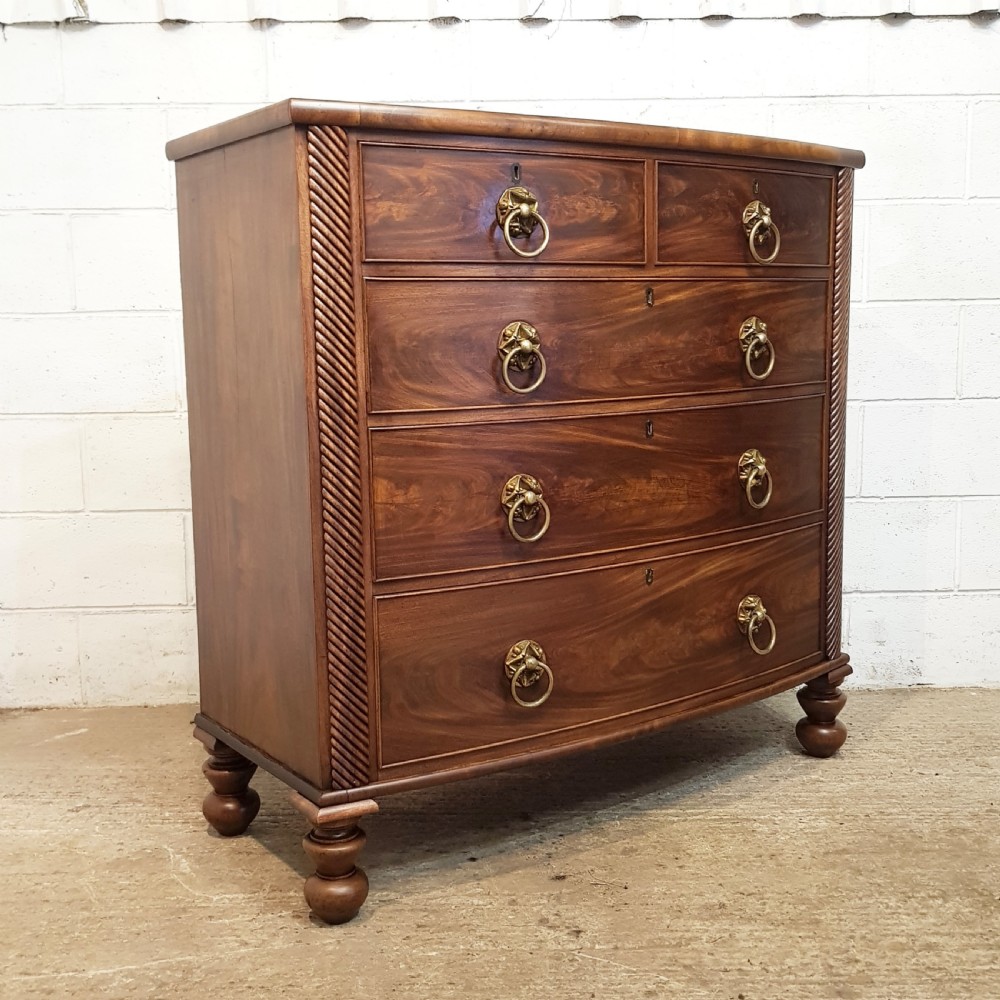 ANTIQUE REGENCY MAHOGANY BOW FRONT CHEST OF DRAWERS C1820 View II