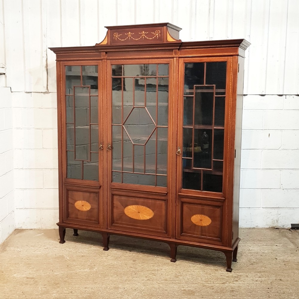 ANTIQUE EDWARDIAN LARGE INLAID MAHOGANY ASTRAGAL GLAZD BOOKCASE C1900 View V