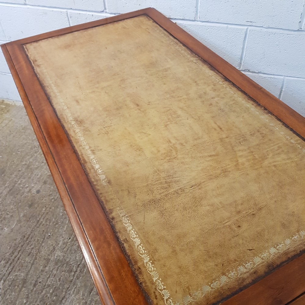 ANTIQUE EDWARDIAN MAHOGANY LEATHER TOPPED TWIN  PEDESTAL DESK 1900 View IV