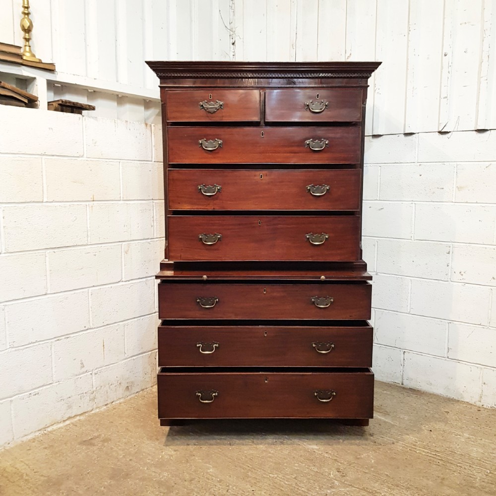 ANTIQUE 18TH CENTURY MAHOGANY CHEST ON CHEST C1780 View V