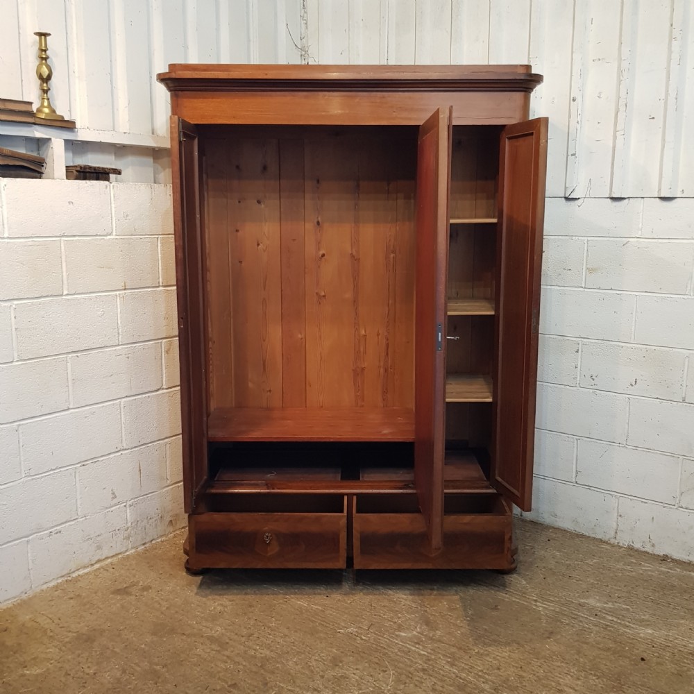 ANTIQUE 19th CENTURY WALNUT ARMOIRE C1890 View VII