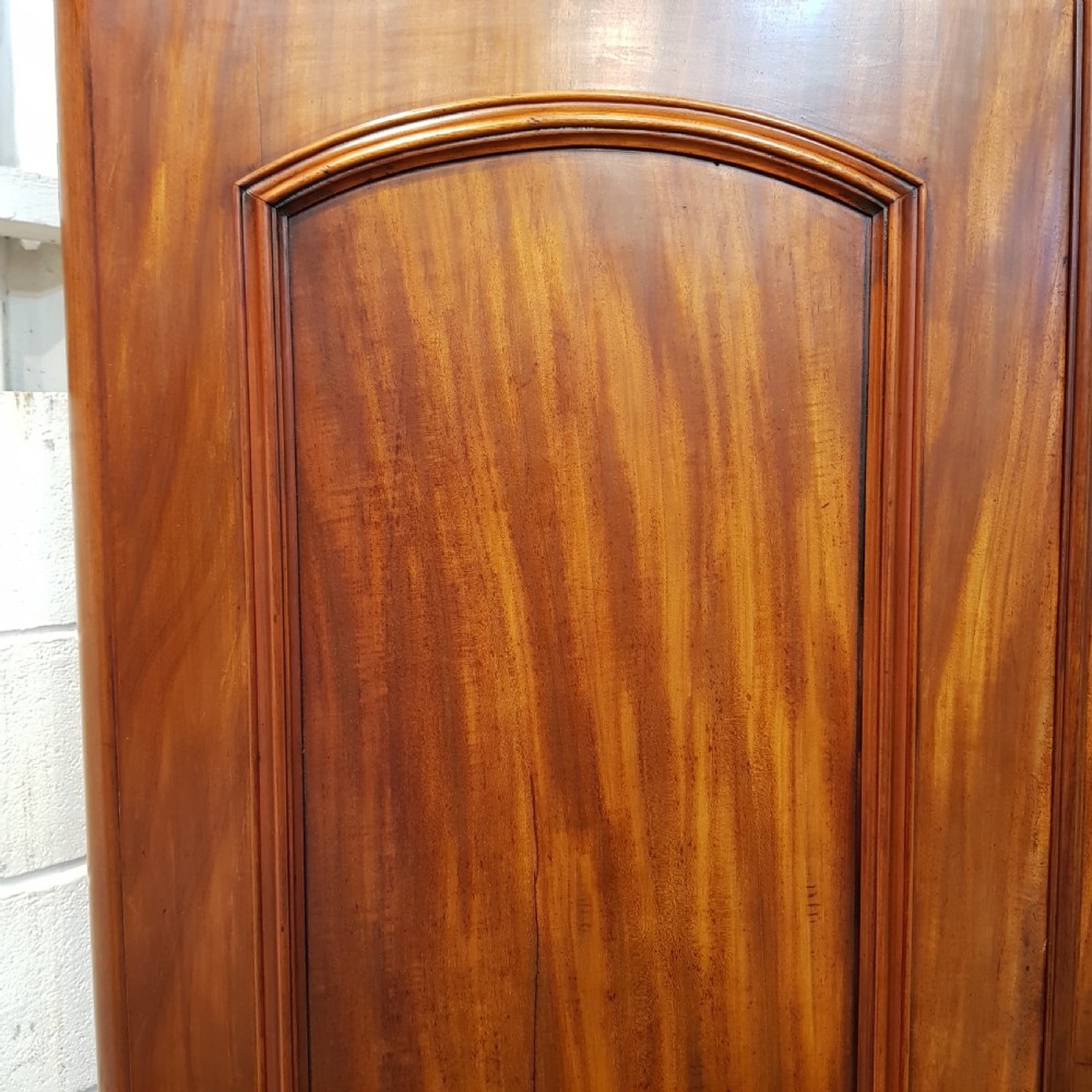 ANTIQUE VICTORIAN MAHOGANY DOUBKE WARDROBE C1880 View VI