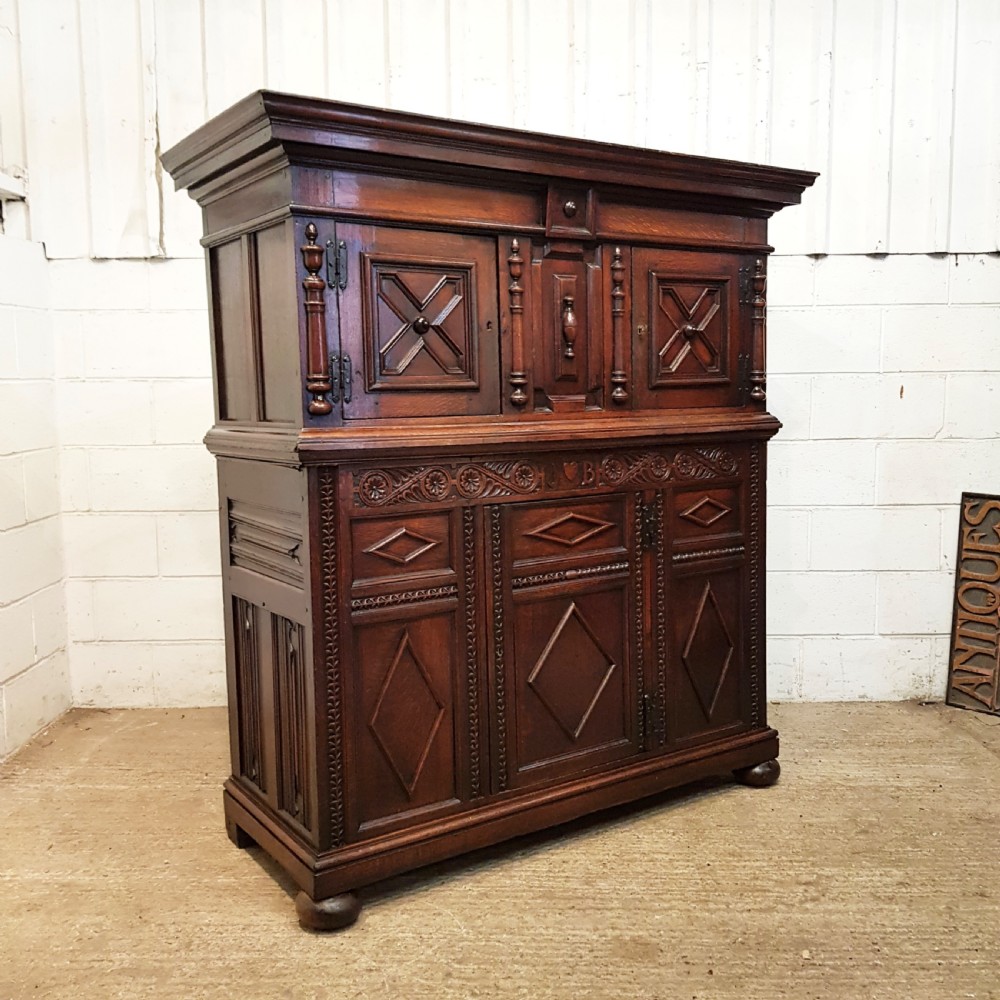 ANTIQUE LATE 18TH CENTURY CARVED OAK COURT CUPBOARD C1780-90 View IV