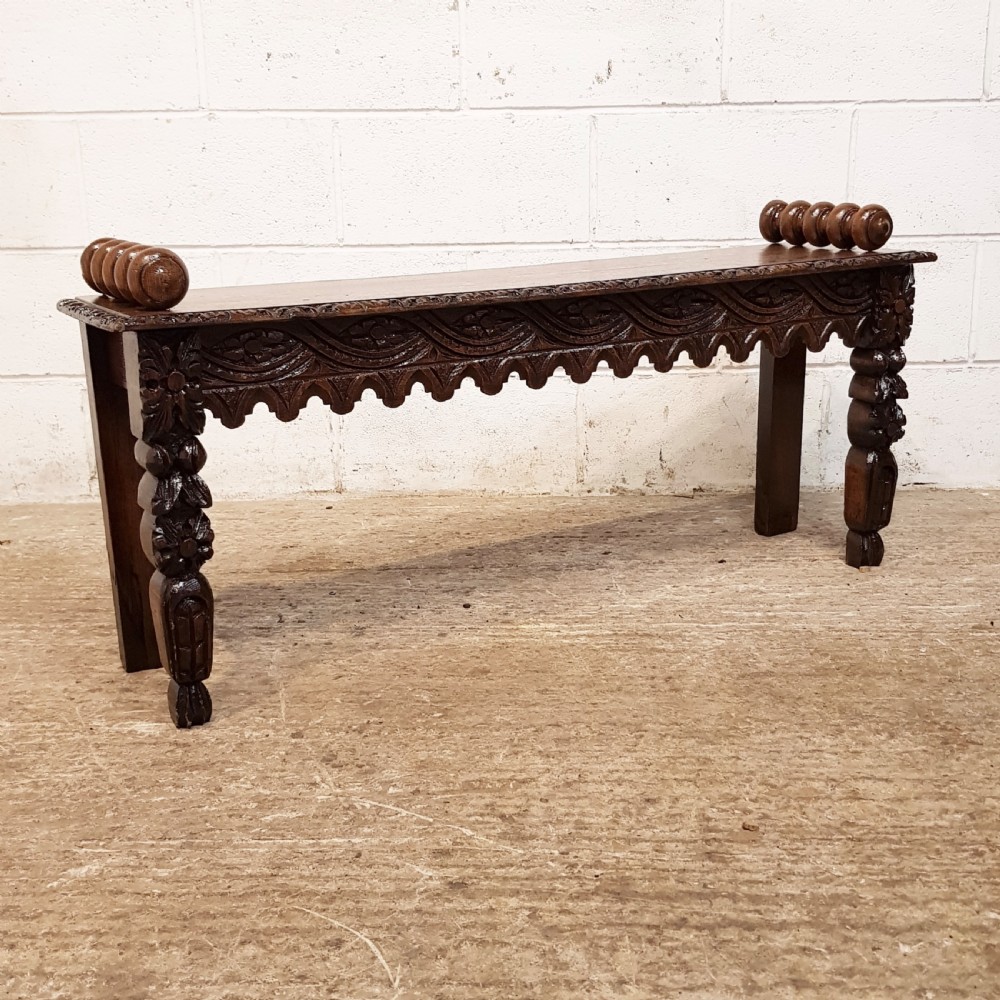 ANTIQUE VICTORIAN CARVED OAK HALL BENCH C1880