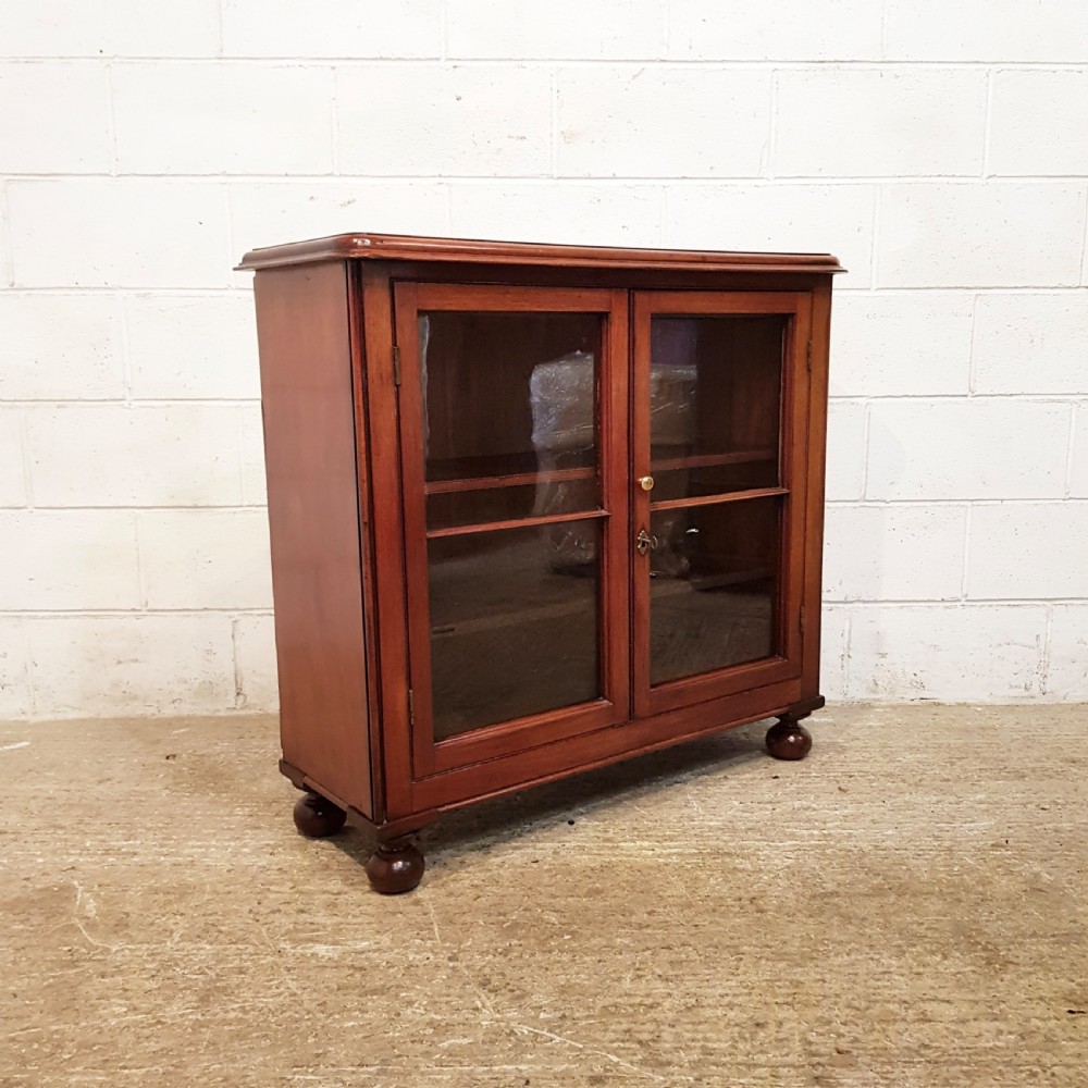 ANTIQUE VICTORIAN MAHOGANY GLAZED BOOKCASE C1880 View III