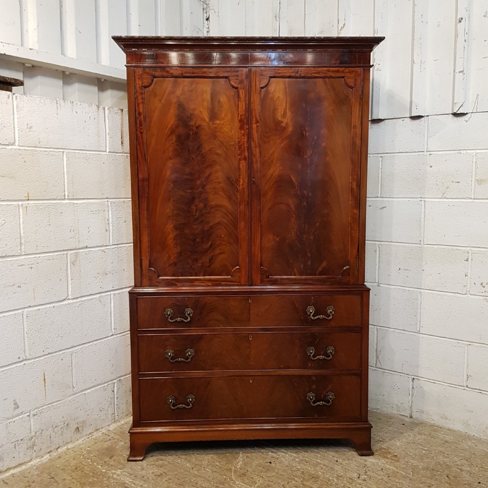 ANTIQUE EDWARDIAN FLAMED MAHOGANY CLOTHES PRESS BY DENBY & SPINKS C1900 View IX