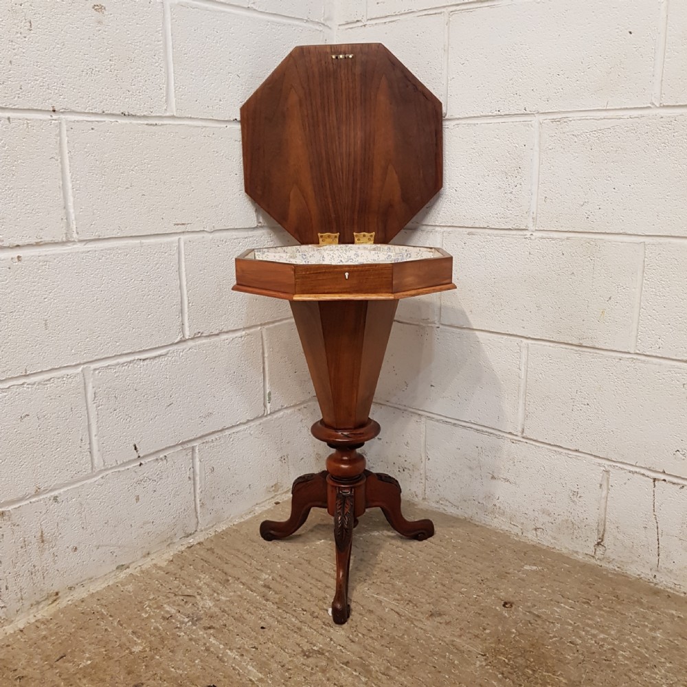 ANTIQUE VICTORIAN WALNUT TRUMPET WORK SEWING BOX C1880 View V