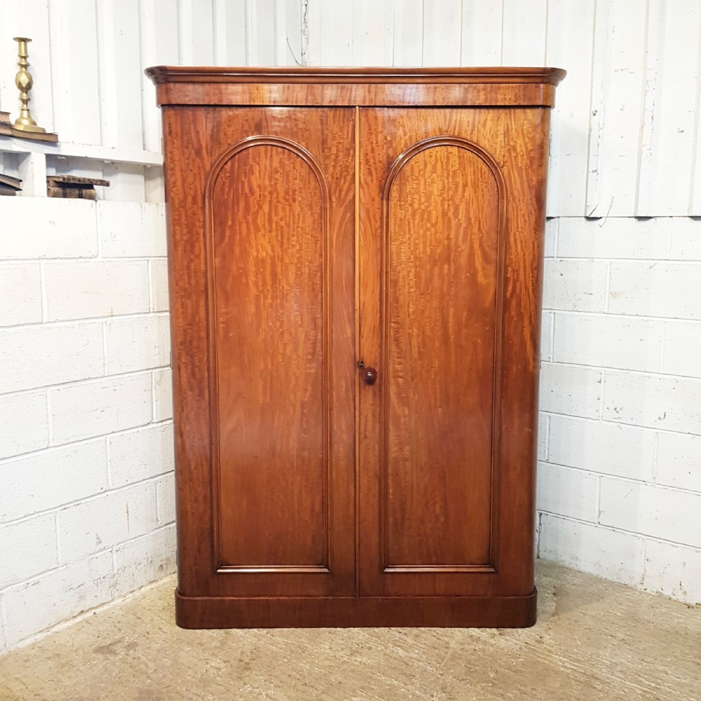 ANTIQUE VICTORIAN MAHOGANY DOUBLE WARDROBE C1880 View III