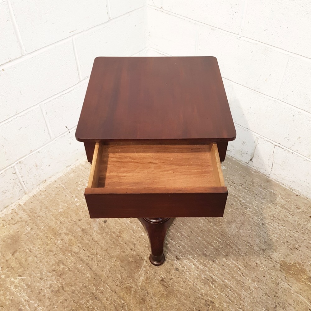 ANTIQUE VICTORIAN MAHOGANY SIDE TABLE C1880 View IV
