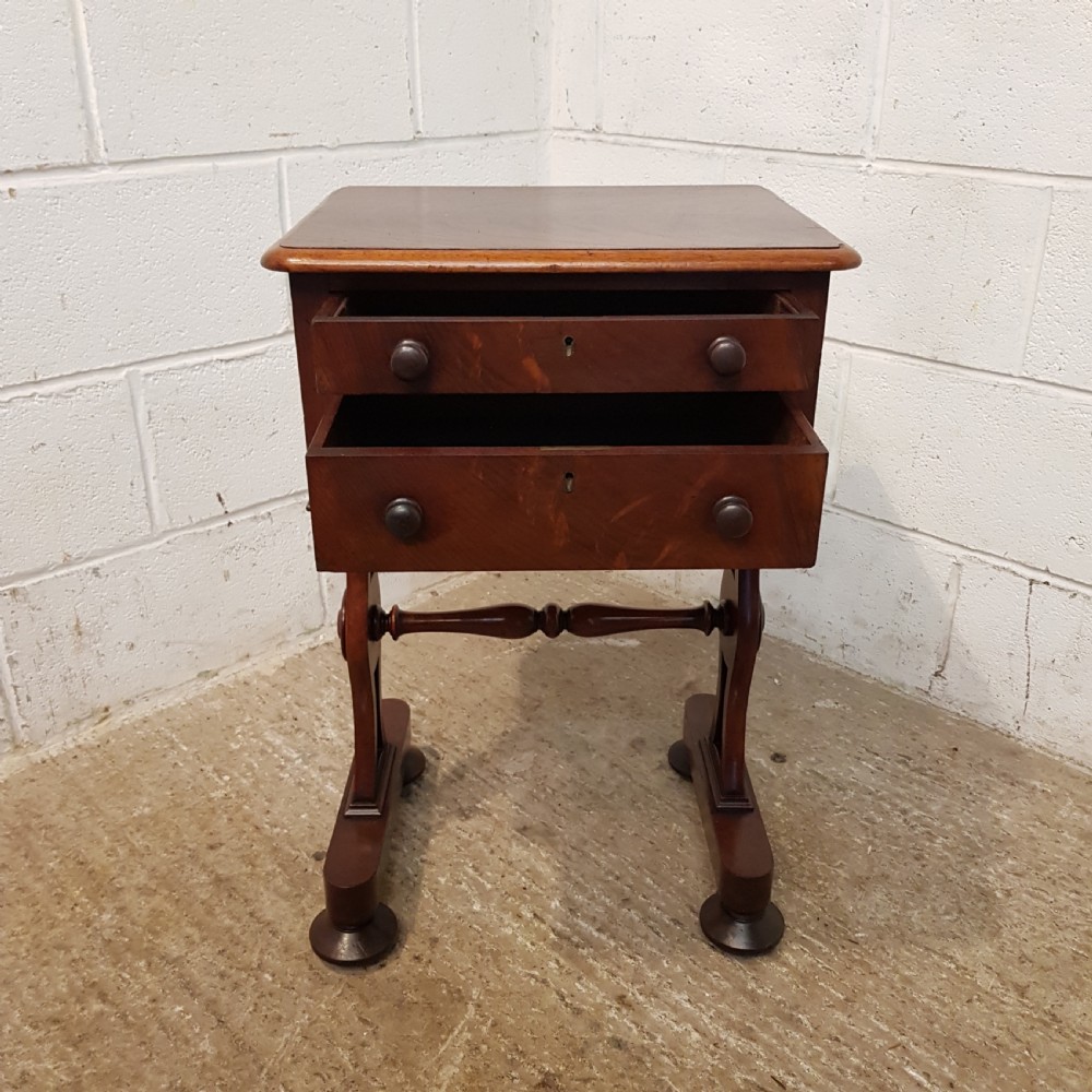 ANTIQUE VICTORIAN MAHOGANY SIDE WORK TABLE C1880 View IV