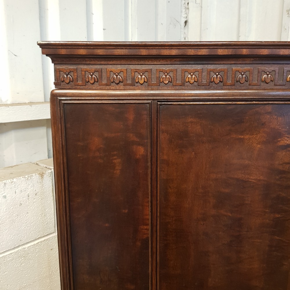 ANTIQUE WARING & GILLOWS SINGLE. MAHOGANY WARDROBE C1920 View V