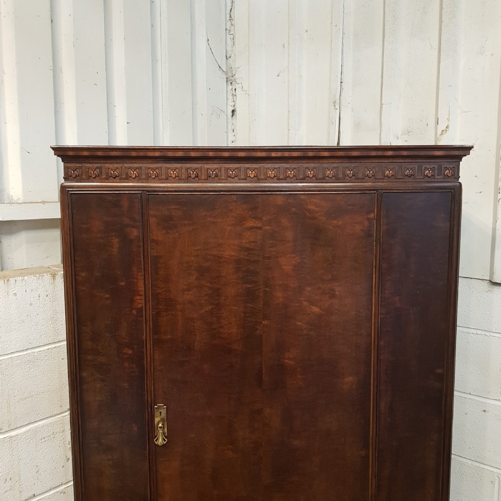 ANTIQUE WARING & GILLOWS SINGLE. MAHOGANY WARDROBE C1920 View VI