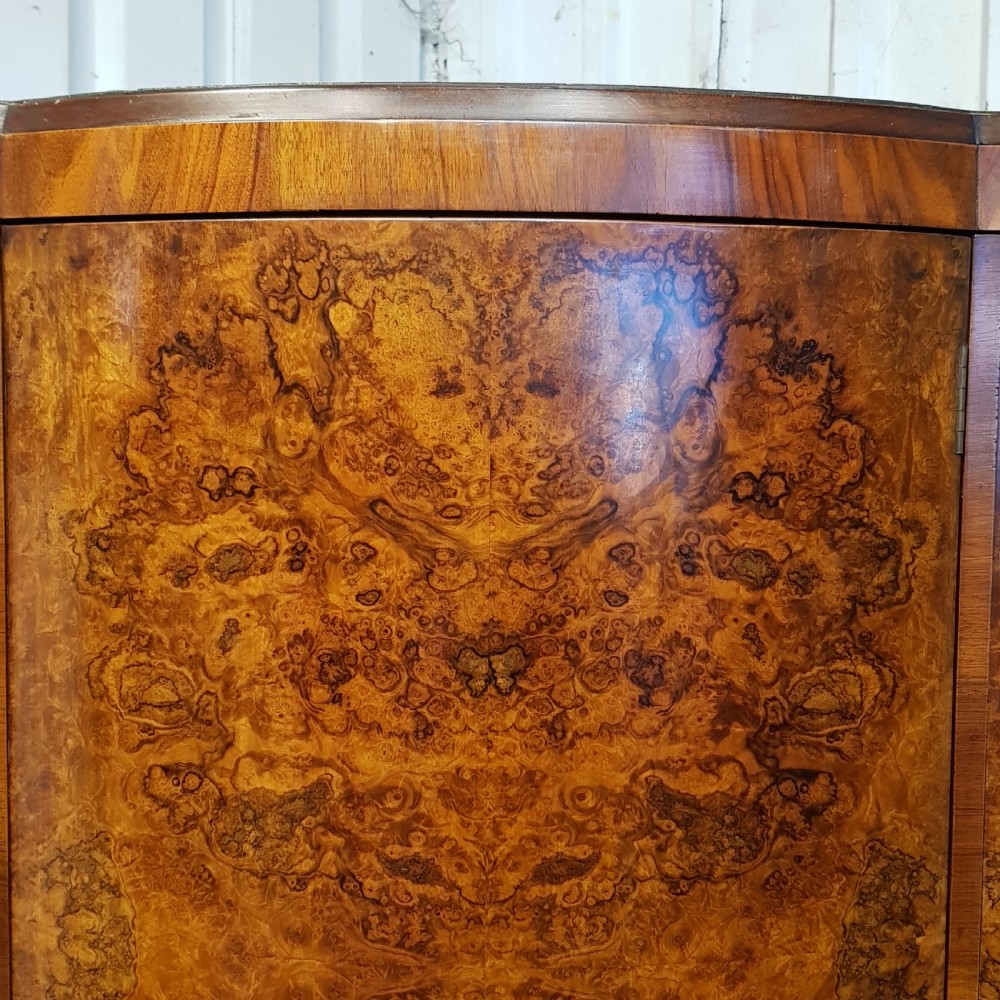 ANTIQUE BURR WALNUT SERPENTINE SHAPED TRIPLE WARDROBE C1920 View III