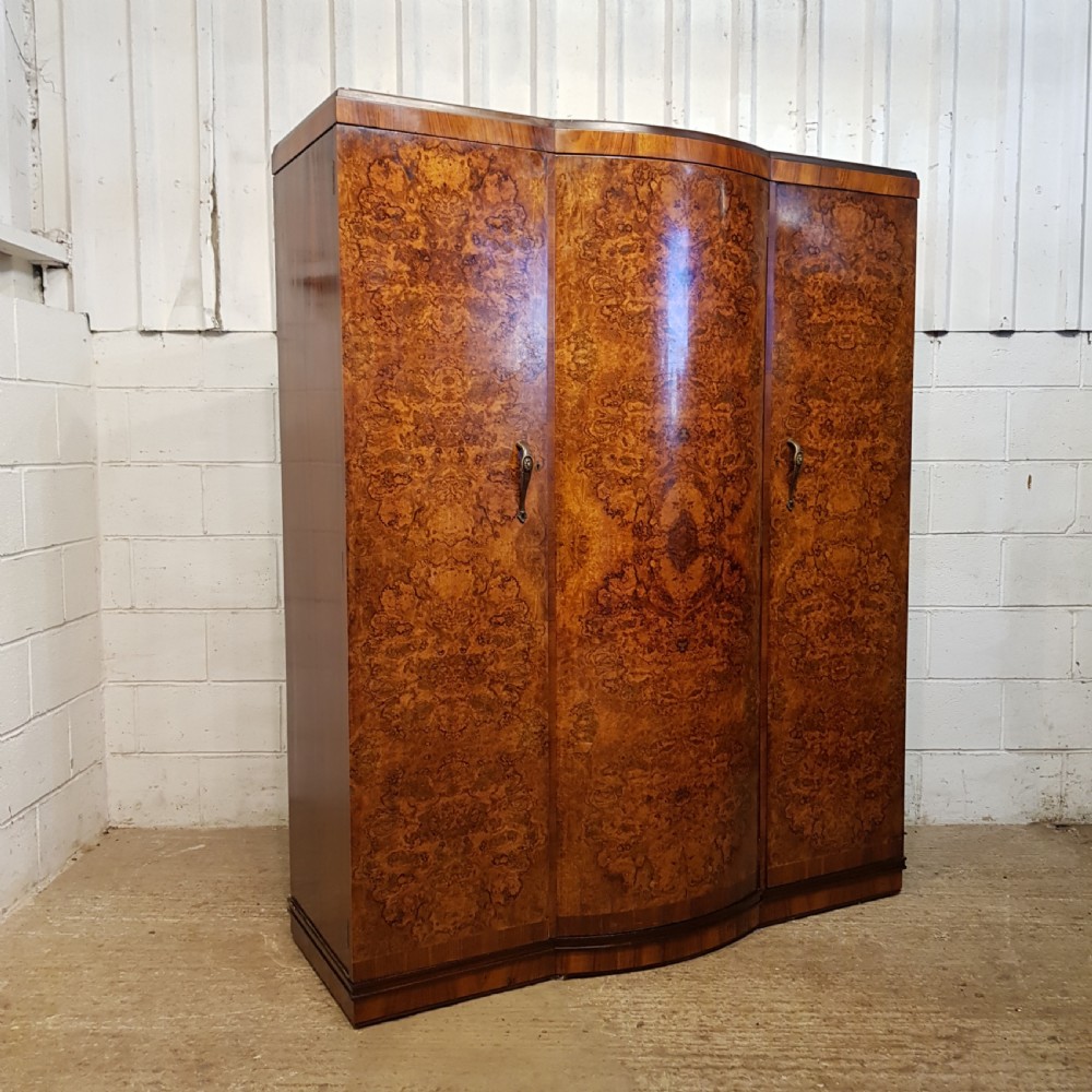ANTIQUE BURR WALNUT SERPENTINE SHAPED TRIPLE WARDROBE C1920 View VII
