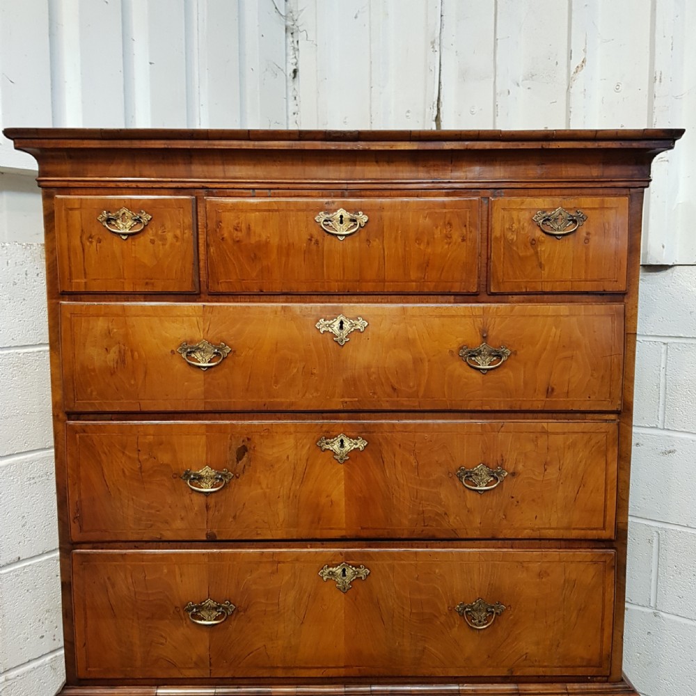 ANTIQUE 18TH CENTURY WALNUT CHEST ON CHEST OF DRAWERS C1780 View III