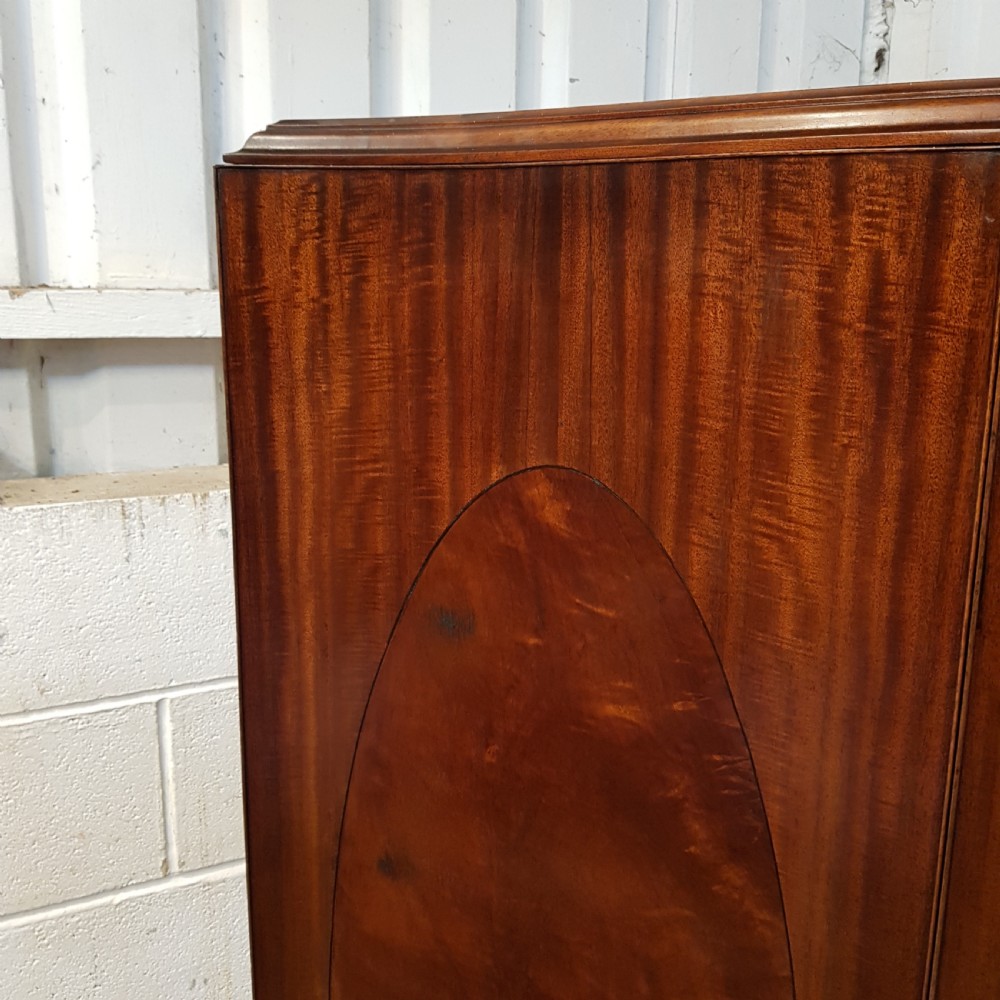 ANTIQUE MAHOGANY SERPENTINE FRONT MAHOGANY DOUBLE WARDROBE C1920 View VII