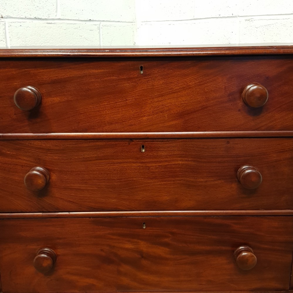 ANTIQUE VICTORIAN SMALL MAHOGANY CHEST LF DRAWERS C1880 View II