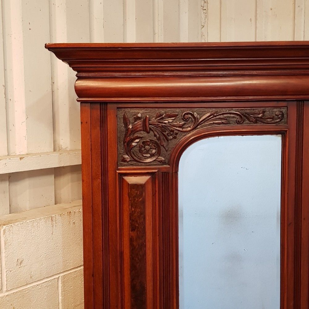 ANTIQUE ART NOUVEAU BURR WALNUT DOUBKE WARDROBE C1890 View IV