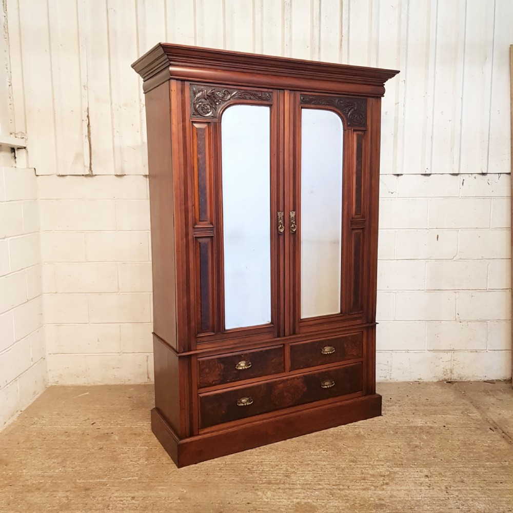 ANTIQUE ART NOUVEAU BURR WALNUT DOUBKE WARDROBE C1890 View V