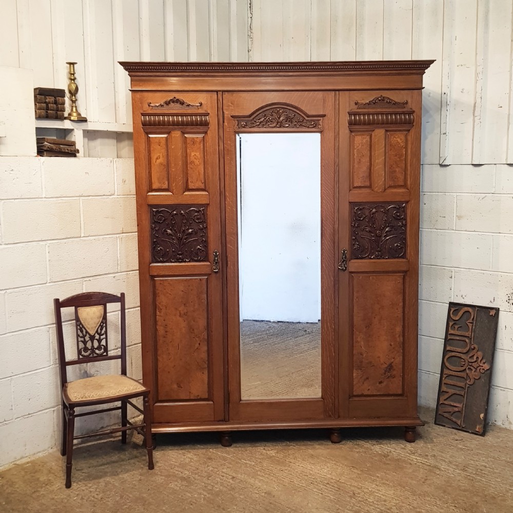 ANTIQUE EDWARDIAN SMALL OAK & BURR WALNUT TRIPLE WARDROBE C1900
