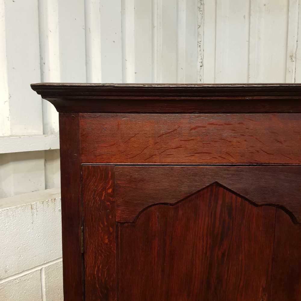 ANTIQUE 18th CENTURY COUNTRY JOINED OAK CLOTHES PRESS C1780 View IV
