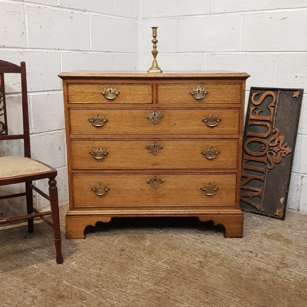 ANTIQUE 18TH CENTURY LIGHT OAK DWARF CHEST OF DRAWERS C1780