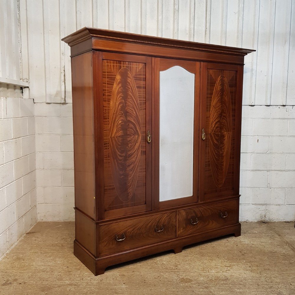 ANTIQUE VICTORIAN FIGURED MAHOGANY TRIPLE WARDROBE C1880 View IV