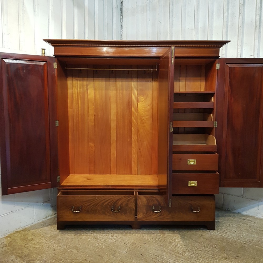 ANTIQUE VICTORIAN FIGURED MAHOGANY TRIPLE WARDROBE C1880 View VII