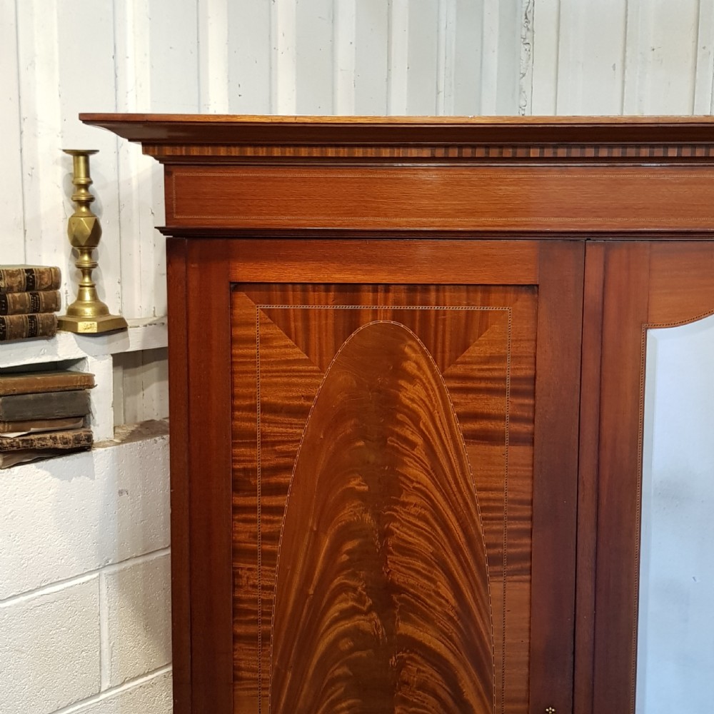 ANTIQUE VICTORIAN FIGURED MAHOGANY TRIPLE WARDROBE C1880 View VIII