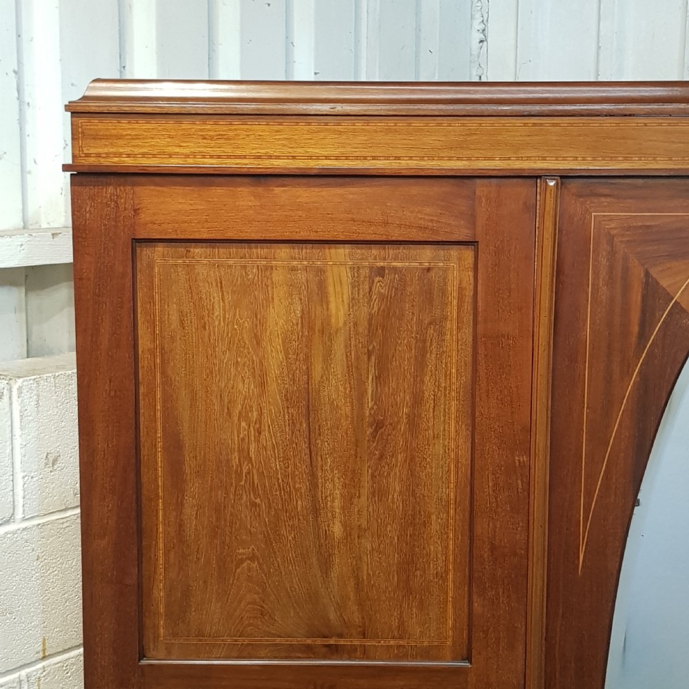 ANTIQUE EDWARDIAN MAHOGANY TRIPLE WARDROBE C1900 View III