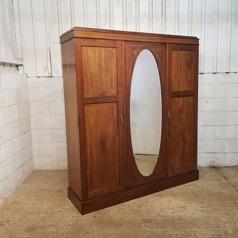 ANTIQUE EDWARDIAN MAHOGANY TRIPLE WARDROBE C1900 View VI