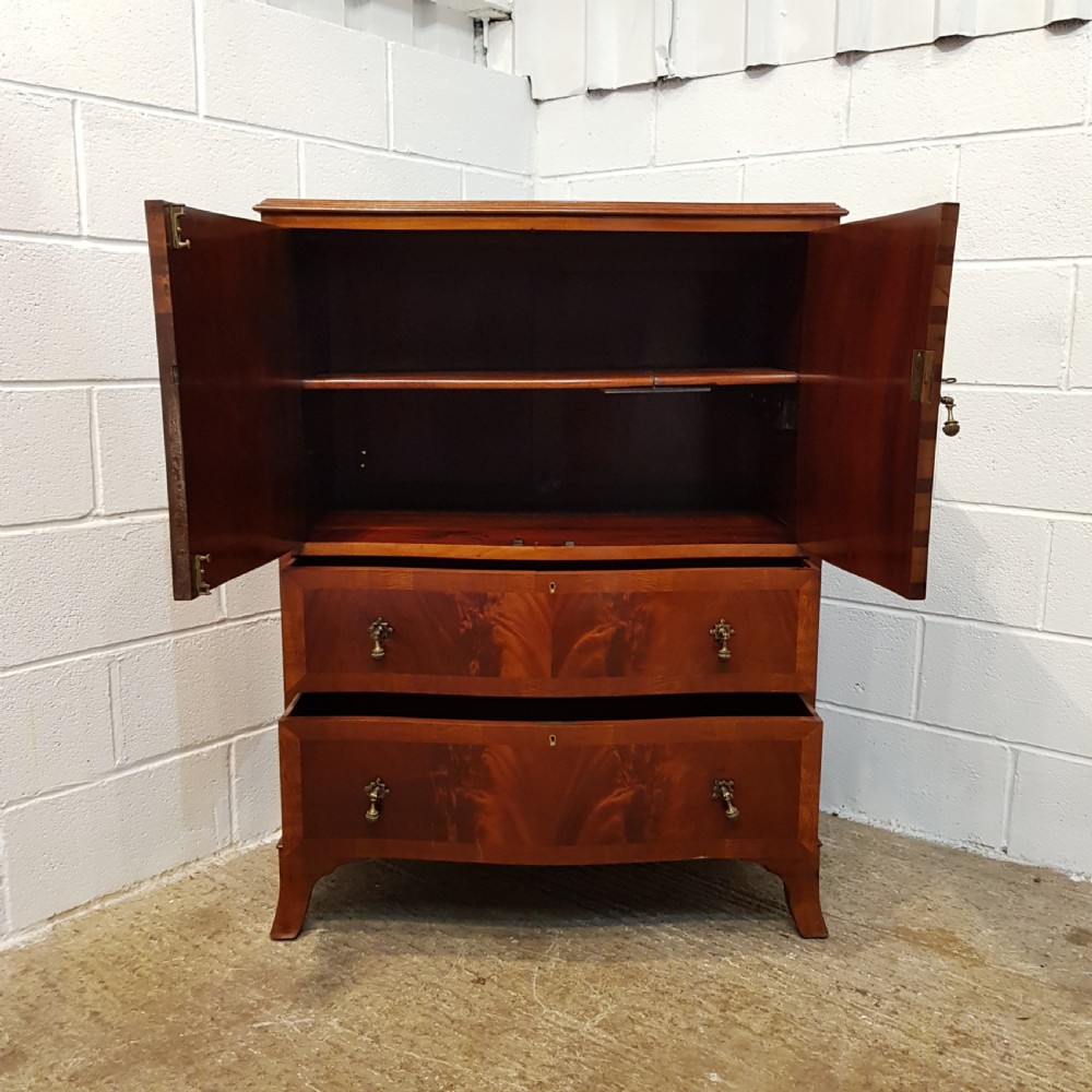 ANTIQUE EDWARDIAN MAHOGANY SERPENTINE SHAPED TALLBOY C1900 View VII