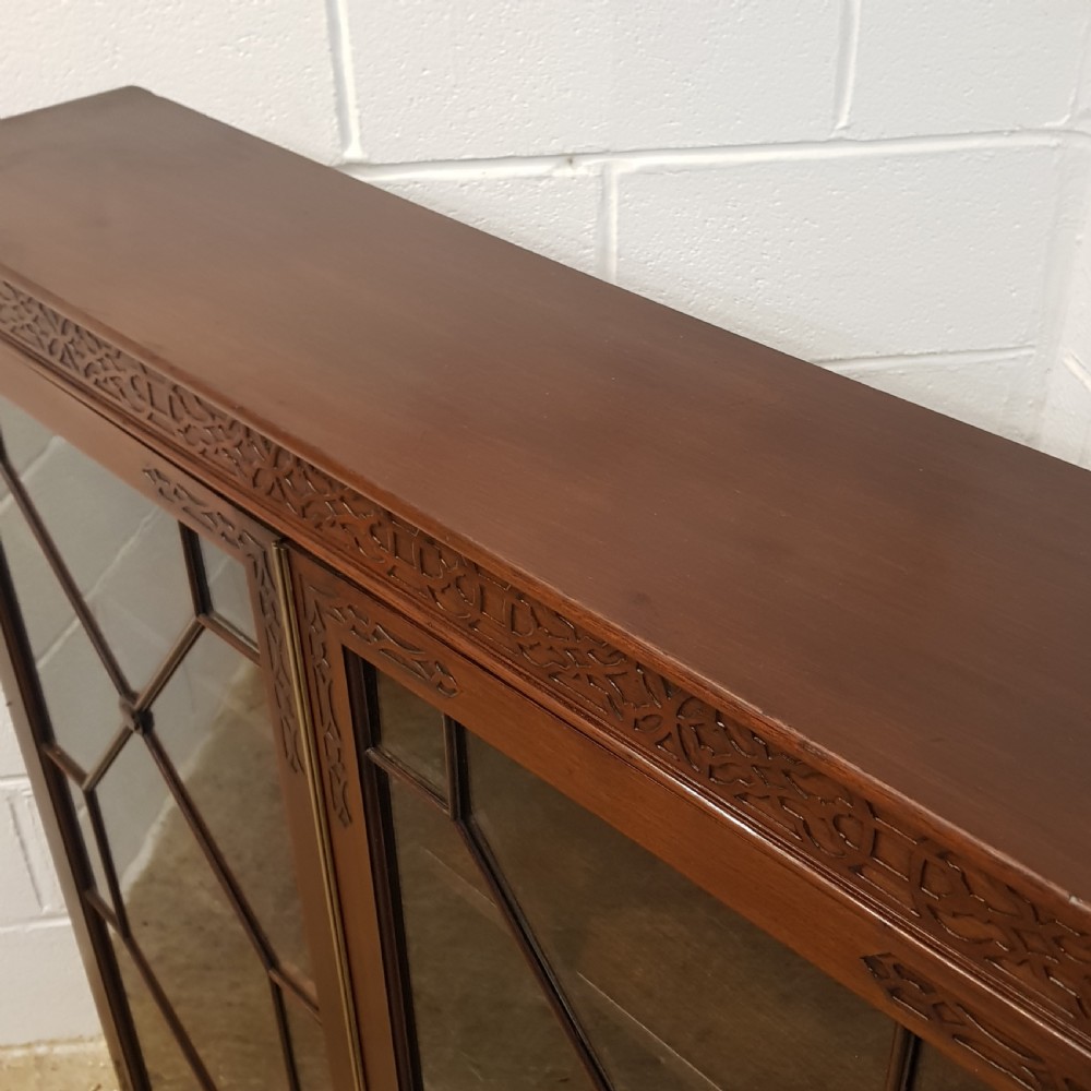 ANTIQUE EDWARDIAN CHIPPENDALE MAHOGANY ASTRAGAL GLAZED BOOKCASE C1900 View VII