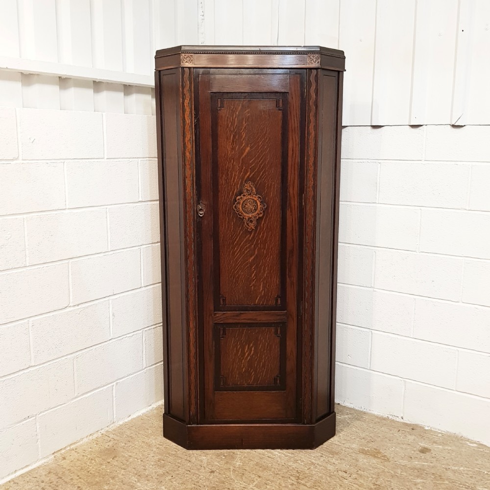 ANTIQUE CARVED OAK HALL WARDROBE C1920 View II